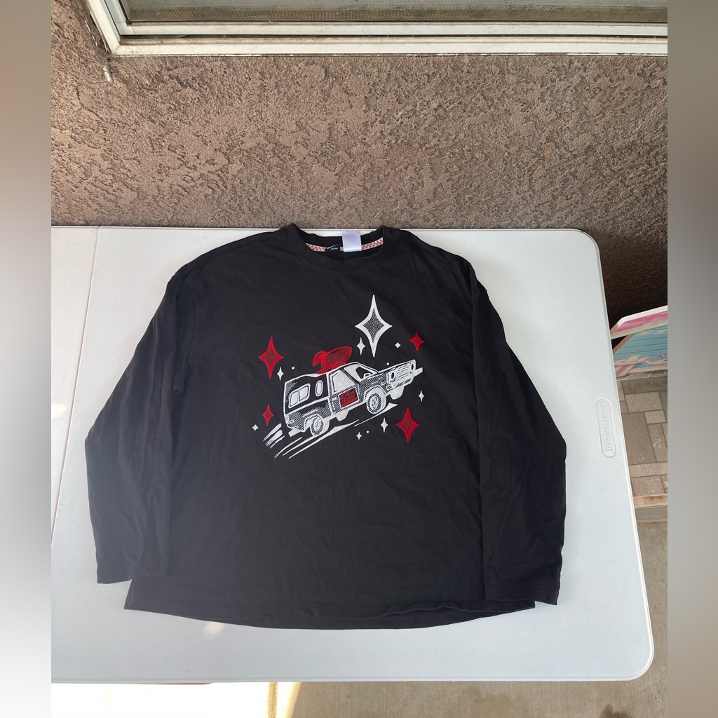 Disney Pizza Planet Long Sleeve Size Xl ( Women’s ) Unisex